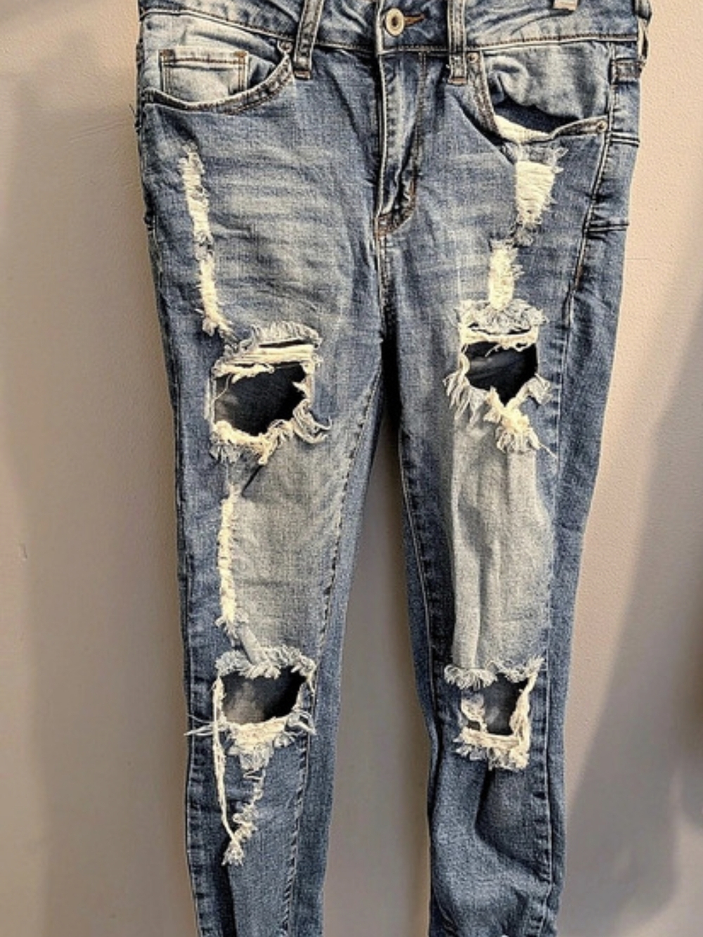 S.O.N.G. High Rise Skinny Ankle Jeans. Distressed Blue Skinny Jeans Size 2 / 26